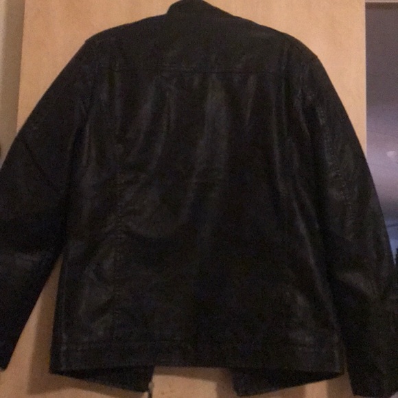 Leather Jacket - Picture 5 of 8
